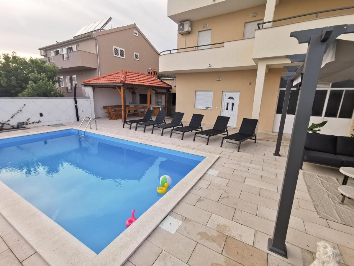 A4 Apartmani Kevic Kaštela Exteriér fotografie