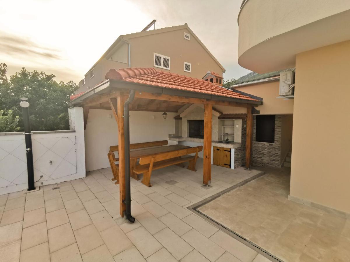 A4 Apartmani Kevic Kaštela Exteriér fotografie